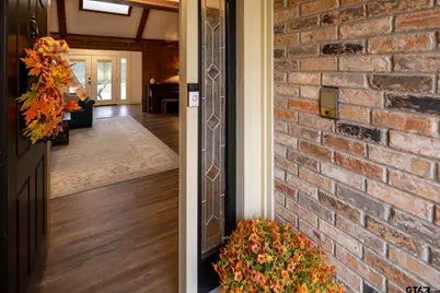 903 Woodland Hills Dr, Tyler, TX 75701 - Photo 3