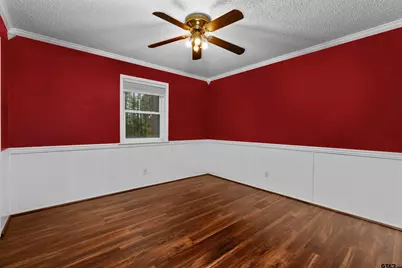 4054 Lakeshore Dr, Lone Star, TX 75668 - Photo 15