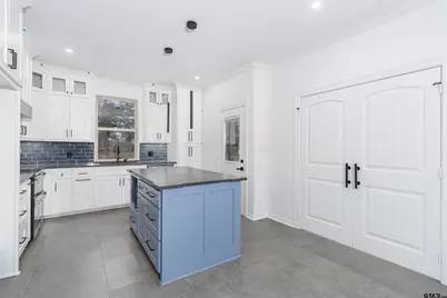 284 County Road 4229, Jacksonville, TX 75766 - Photo 5