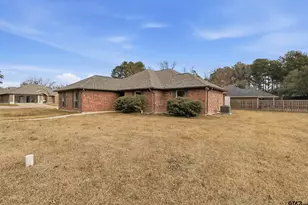 307 Bob White, Pittsburg, TX 75686 - Photo 3