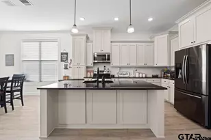 110 Rose Row, Winona, TX 75792 - Photo 9