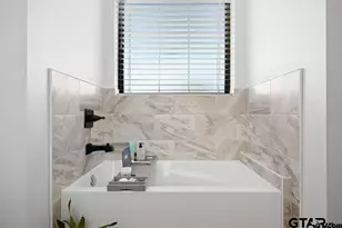 110 Rose Row, Winona, TX 75792 - Photo 27