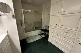 1305 Alameda St, Jacksonville, TX 75766 - Photo 15