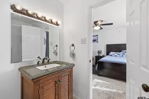 346 Meridian St, Gladewater, TX 75647 - Photo 17