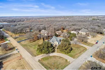 900 Amethyst Drive, Oak Point, TX 75068 - Photo 3