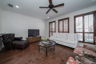5128 Koberlin  St, Tyler, TX 75703 - Photo 9