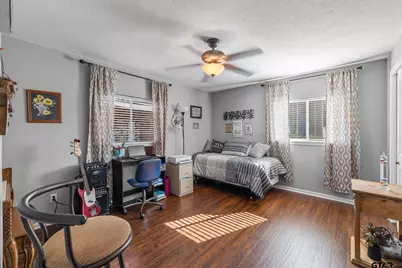 2120 W Lake, Gladewater, TX 75647 - Photo 21