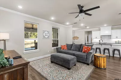 19438 Cedarpark Place, Lindale, TX 75771 - Photo 11