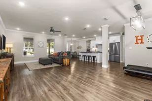 19438 Cedarpark Pl, Lindale, TX 75771 - Photo 9