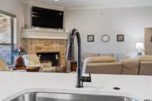 476 Utah Avenue, Tyler, TX 75704 - Photo 11