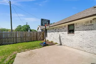 10801 Harvest Wood Dr, Tyler, TX 75703 - Photo 23