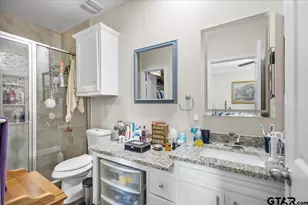 1104 W Pk St, Tyler, TX 75702 - Photo 15