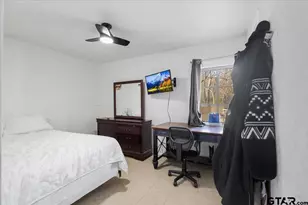 300 N Parkdale, Tyler, TX 75702 - Photo 19