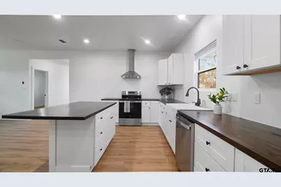 837 Red Bud Cir, Bullard, TX 75757 - Photo 13