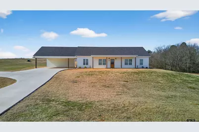 305 Gallatin Cutoff Rd, Jacksonville, TX 75766 - Photo 1