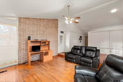 106 Lively, Mount Pleasant, TX 75455 - Photo 5