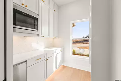 17180 Woodcrest Circle, Lindale, TX 75771 - Photo 19