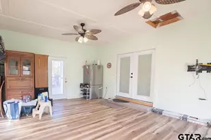 915 Lindsey Ln, Tyler, TX 75701 - Photo 21