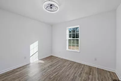 612 Giles St, Troup, TX 75789 - Photo 13