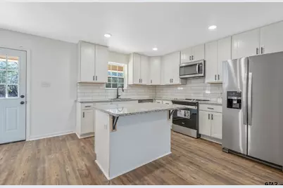 612 Giles St, Troup, TX 75789 - Photo 7