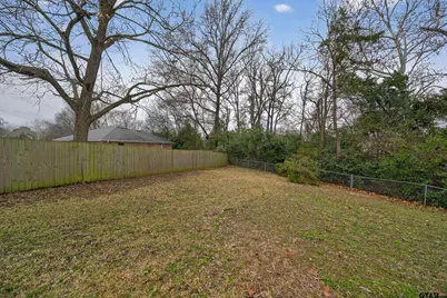 823 Willow Creek Dr, Jacksonville, TX 75766 - Photo 29