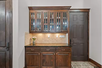 2306 Kingsmill Cir., Tyler, TX 75703 - Photo 15