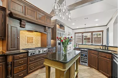 2306 Kingsmill Cir., Tyler, TX 75703 - Photo 13