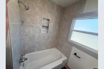 314 E Madison Street, Overton, TX 75684 - Photo 13