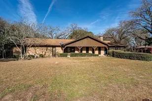 554 Co Rd 4111, Jacksonville, TX 75766 - Photo 1