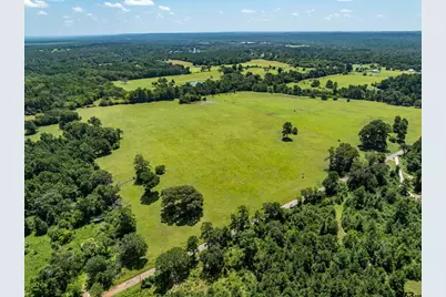 592 Acr 379, Palestine, TX 75801 - Photo 3