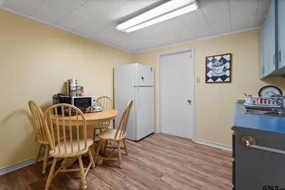 518 Tyler, Jacksonville, TX 75766 - Photo 9