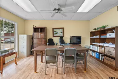 518 Tyler, Jacksonville, TX 75766 - Photo 5