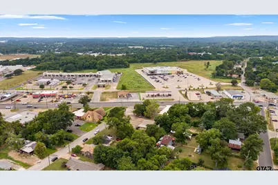 518 Tyler, Jacksonville, TX 75766 - Photo 23