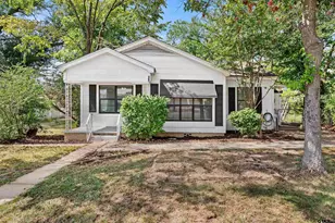 613 N Newsom, Mineola, TX 75773 - Photo 1