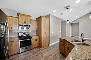 16217 Ridgeview Ln, Lindale, TX 75771 - Photo 11