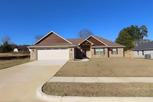 209 Meadow Ln, Lindale, TX 75771 - Photo 1