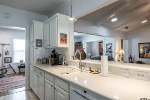 15004 Hillview Rd, Tyler, TX 75703 - Photo 11