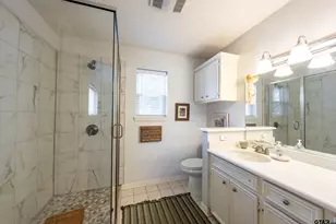 15004 Hillview Rd, Tyler, TX 75703 - Photo 19