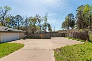 7618 Brookhollow Dr, Tyler, TX 75707 - Photo 3