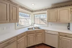 725 Beth Dr, Tyler, TX 75703 - Photo 13