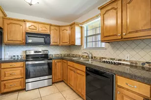 201 County Rd 3821, Troup, TX 75789 - Photo 11