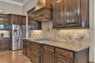 12118 Copper Cir, Lindale, TX 75706 - Photo 13