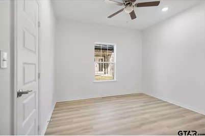 1310 Claude, Tyler, TX 75702 - Photo 21