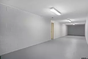 1920 Stonegate Blvd, Tyler, TX 75703 - Photo 33