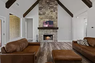 8947 Pomegrante Rd, Gilmer, TX 75645 - Photo 11