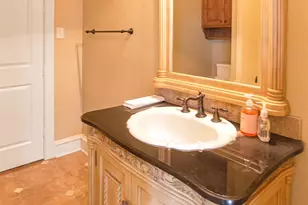 6805 Castle Pines Ct, Tyler, TX 75703 - Photo 35