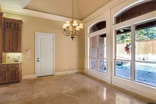 6805 Castle Pines Ct, Tyler, TX 75703 - Photo 7