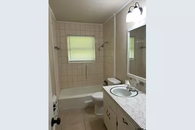 209 W South St, Lindale, TX 75771 - Photo 5