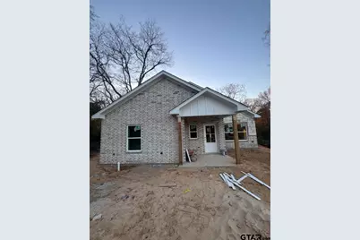817 Boyd Ave, Tyler, TX 75701 - Photo 1