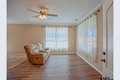 111 Oak Street, Emory, TX 75440 - Photo 3